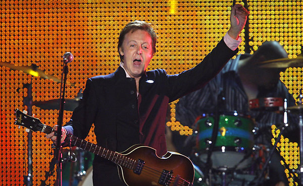APTOPIX MIDEAST ISRAEL PALESTINIANS MCCARTNEY