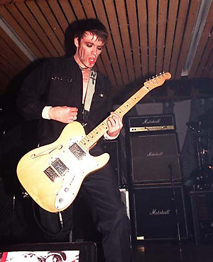RICHEY EDWARDS
British Rock Musician
Member of the group “Manic Street Preachers”
Went missing 01.02.1995
Bandphoto Agency Photo
B88 066093 10.01.2000