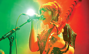 NME Awards Show: Howling Bells, 09.02.09