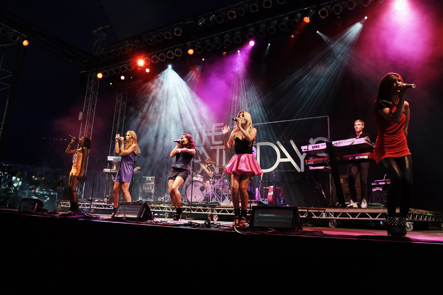 The Saturdays at V festival Chelmsford, for nme 22/08/09