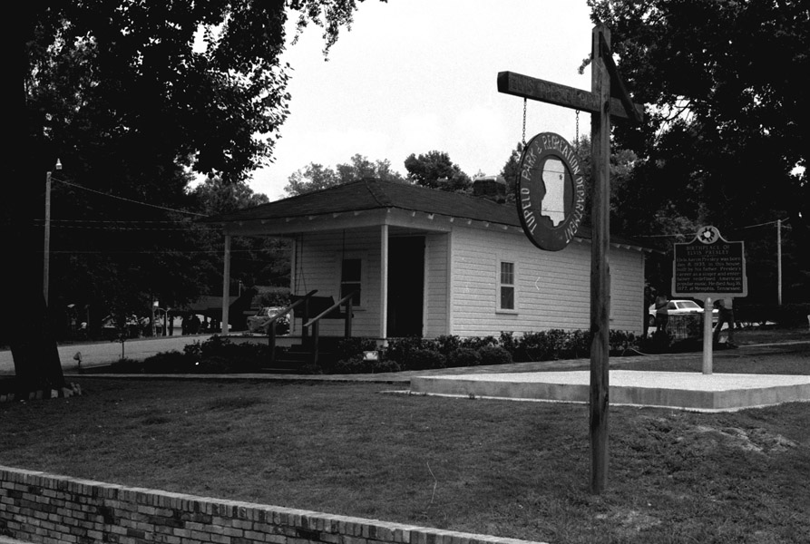 BIRTHPLACE OF ELVIS