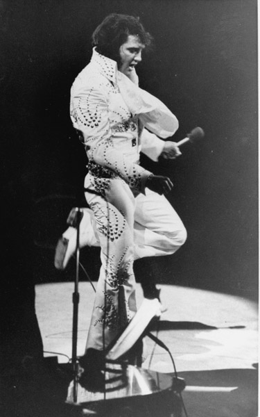 PRESLEY THE PERFORMER