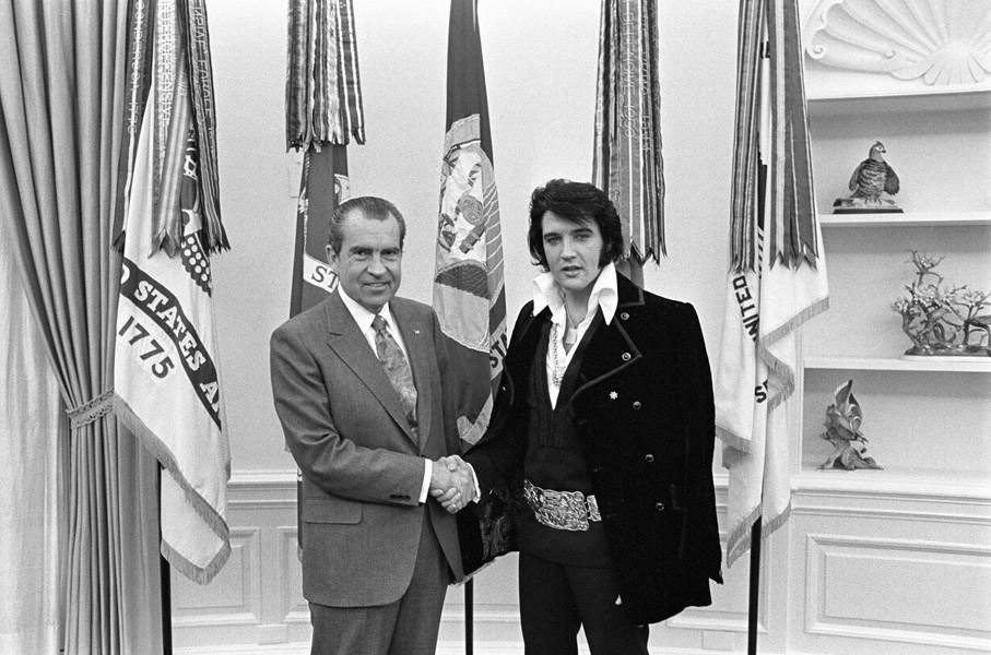 ELVIS MEETS NIXON