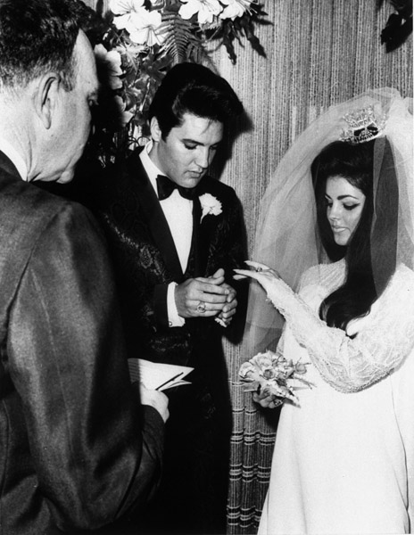ELVIS WEDS
