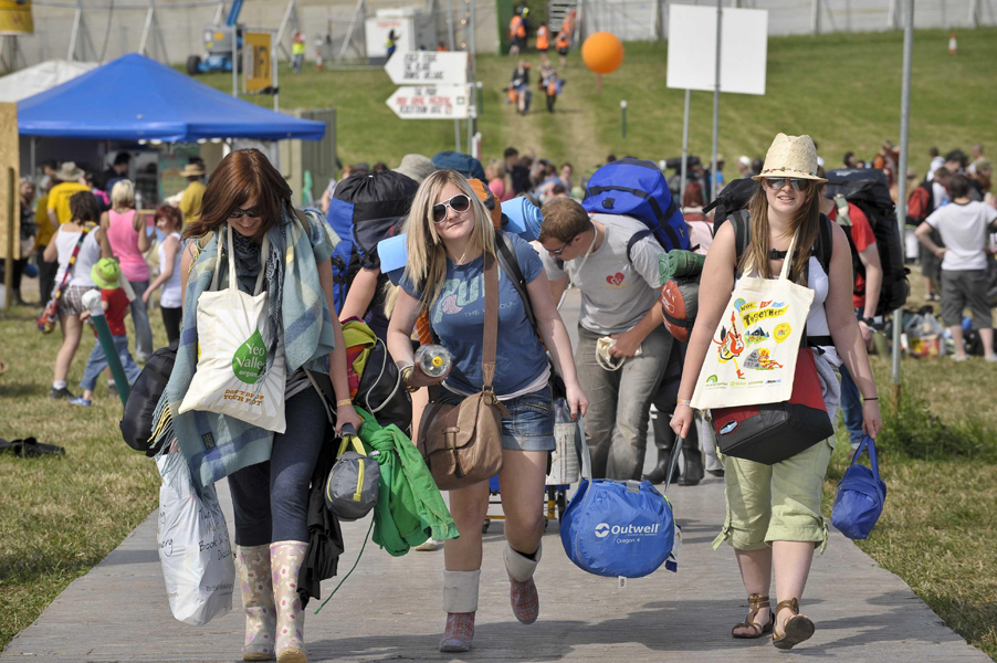 Glastonbury Festival 2010 – arrivals