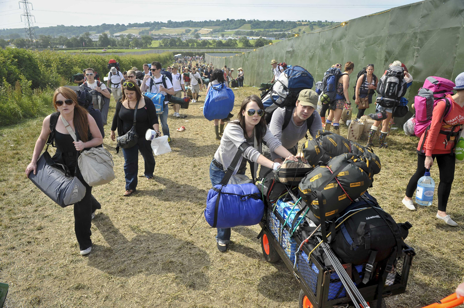 Glastonbury Festival 2010 – arrivals