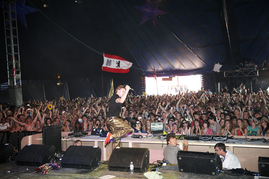 La Roux
