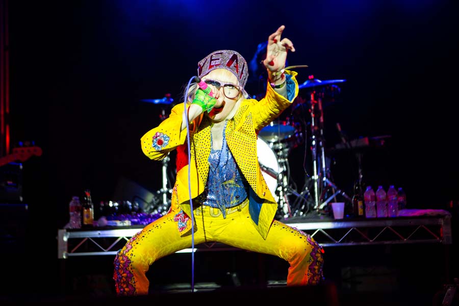 YEAH YEAH YEAHS