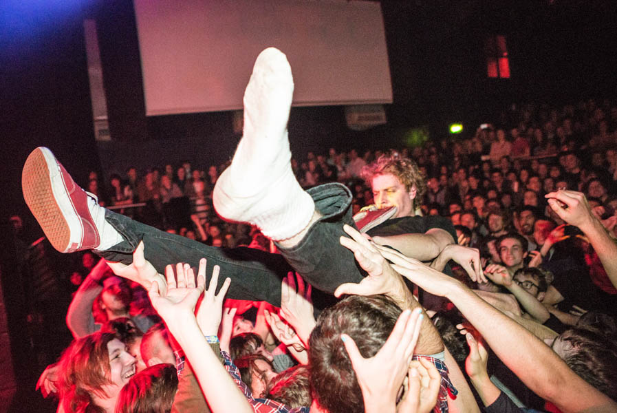 DDMMYYYY - HEADLINE - © 2013 Jenn Five