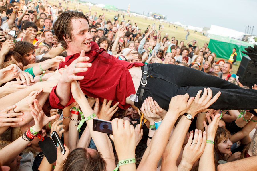 9. Palma Violets – Best Of Friends