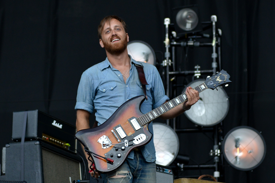 Dan auerbach single