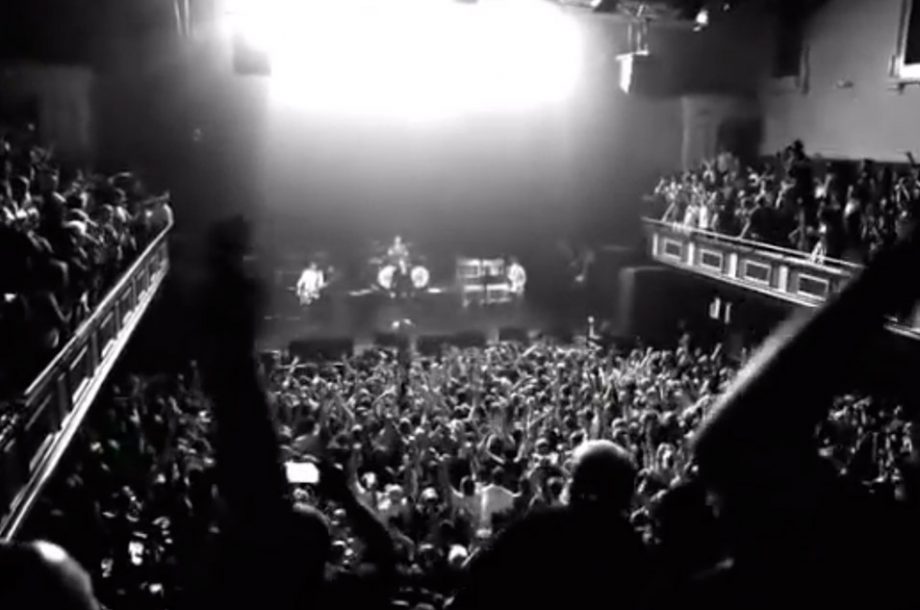 May 22, 2012: Intimate surprise show at Warrington Parr Hall marks live return after 16 years