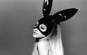 2016_arianagrande_1_press_260516-2