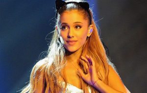 Ariana Grande announces UK tour