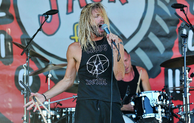 taylor hawkins solo