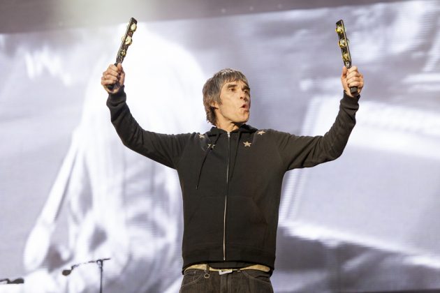 nme-stone-roses-shakey-stick