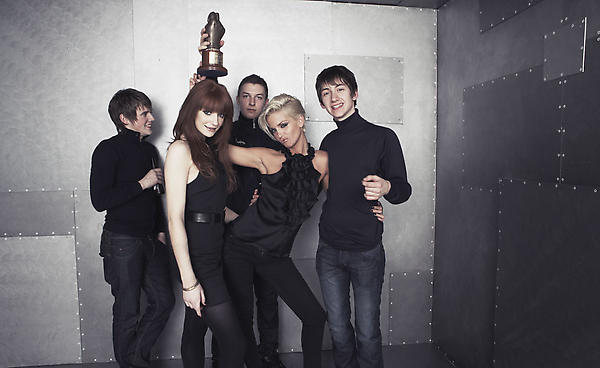 Girls Aloud and Arctic Monkeys (2007)