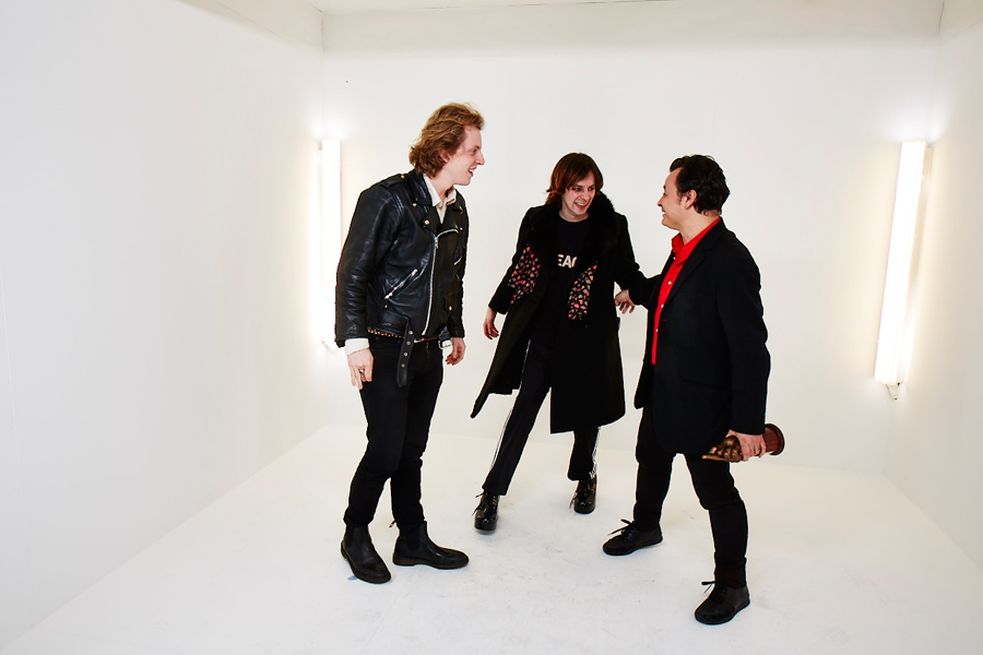 Dom Boyce, Harry Koisser, James Dean Bradfield (2015)
