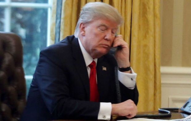 A petition to stop Trump from meeting the Queen is gaining momentum