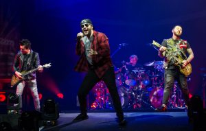 Stagehand dies in tragic accident on Avenged Sevenfold tour