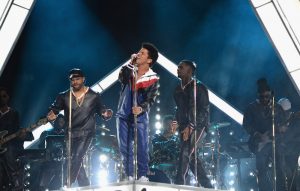 Bruno Mars calls for hip-hop Super Bowl halftime show
