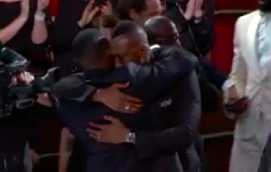 Moonlight cast and crew react to surprise Oscar win