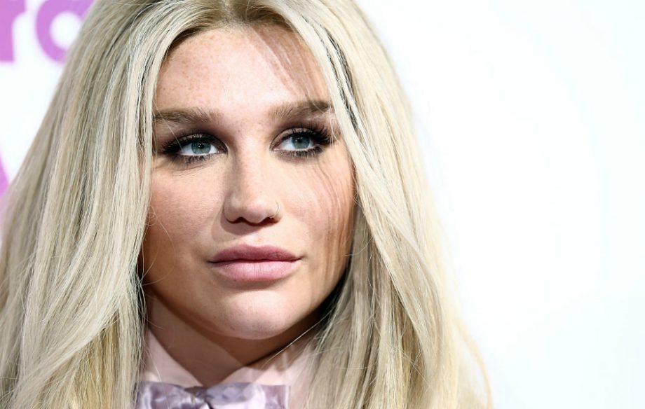 Kesha online trolls