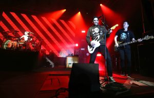 Blink 182 announce deluxe version of 'California' and unveil new track 'Parking Lot'