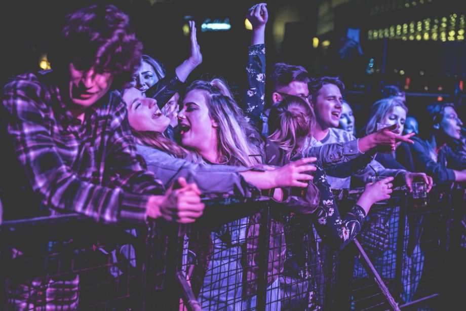 Fickle Friends Hull crowd