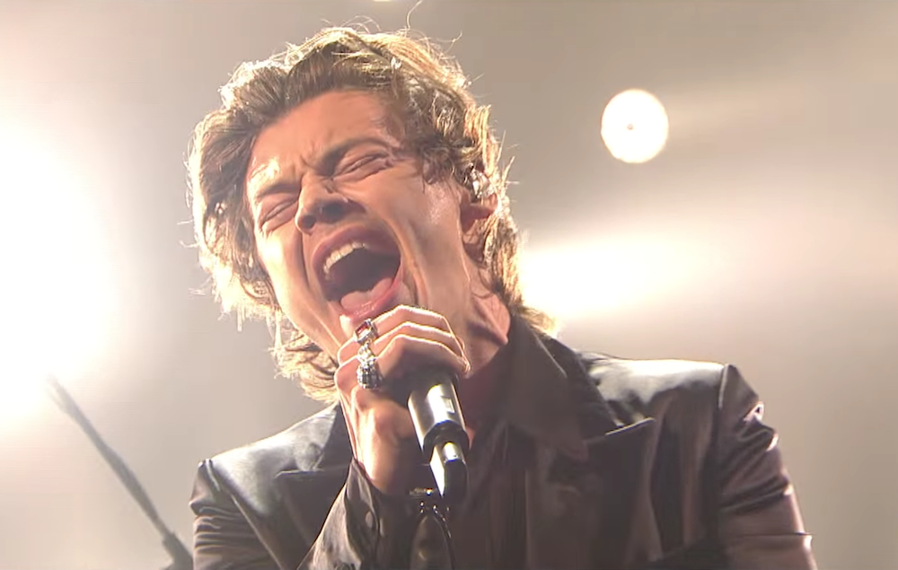 Watch Harry Styles perform 'Sign Of The Times' on 'Graham Norton ... - NME.com