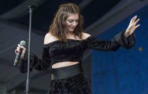 Lorde announces world tour including UK and Europe dates