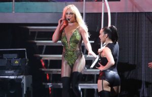 Britney Spears responds to claims she lip-syncs at her live shows