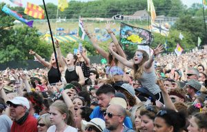 Glastonbury 2017 to attempt 'the biggest human peace sign ever'