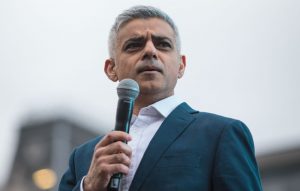 Sadiq Khan announces weekend night service on London Overground