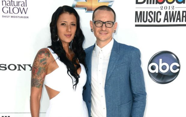 Chester Bennington Wife Twitter hacked