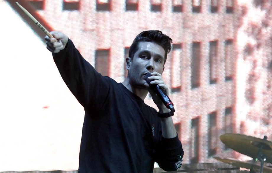 Bastille's Dan Smith at Reading & Leeds 2017