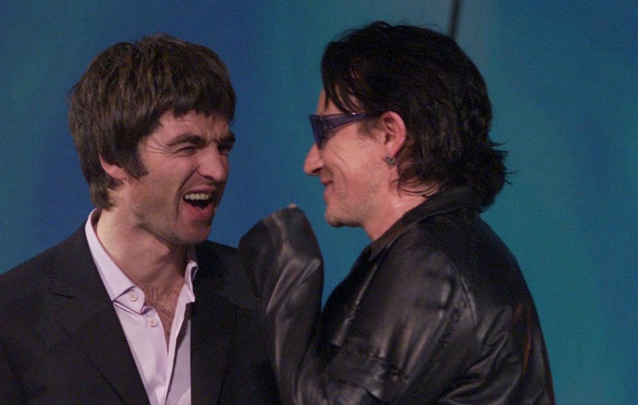 Noel Gallagher and Bono at the 2001 Brit Awards
