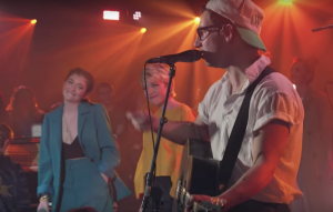 Lorde and Carly Rae Jepsen perform with Bleachers on 'MTV Unplugged'