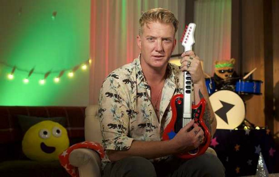 Queens Of The Stone Age's Josh Homme reading a CBeebies bedtime story