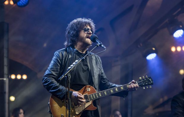 Jeff Lynne's ELO present 'Wembley Or Bust'