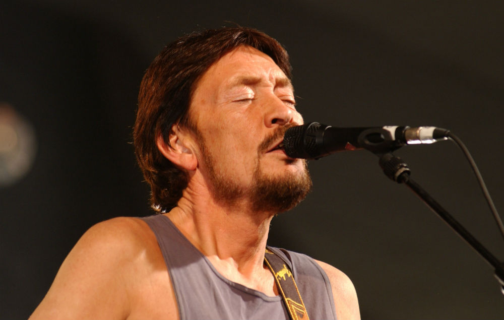 chris rea collapses on stage oxford nme chris rea collapses on stage oxford nme