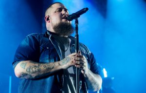 Rag'n'Bone Man confirmed as live performer at BRIT Awards 2018
