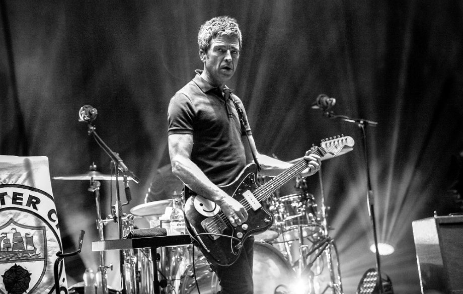 Noel Gallagher live