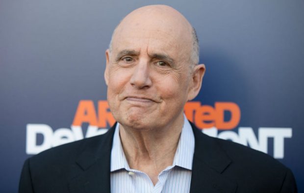 Jeffrey Tambor apologised arrested development co-stars