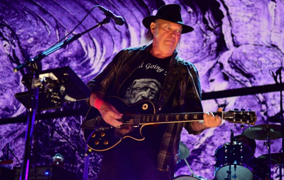 Neil Young Crazy Horse reunite