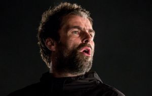 This fan got naked once Liam Gallagher started performing rare Oasis songs