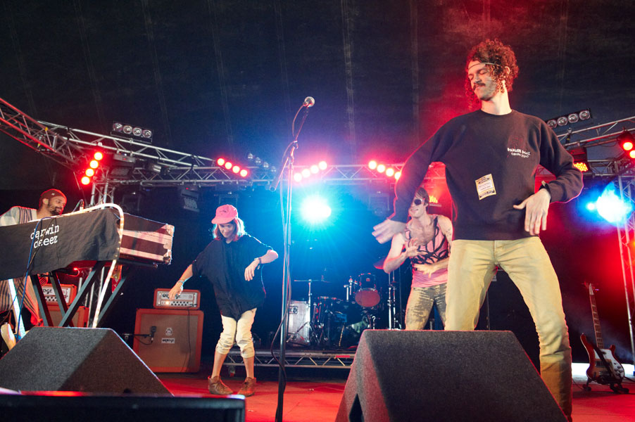 Darwin Deez
