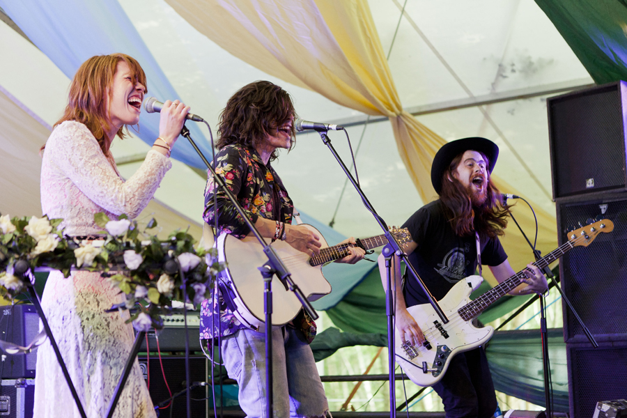 Grouplove, 'Colours'
