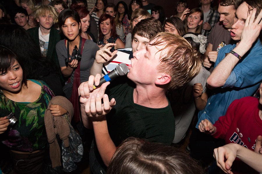 Jonathan Pierce, The Drums