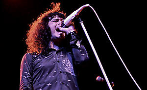 洋楽 omar rodriguez Mart Volta at the drive At The Drive-In Has A Future, Despite Mars Volta Split, Says